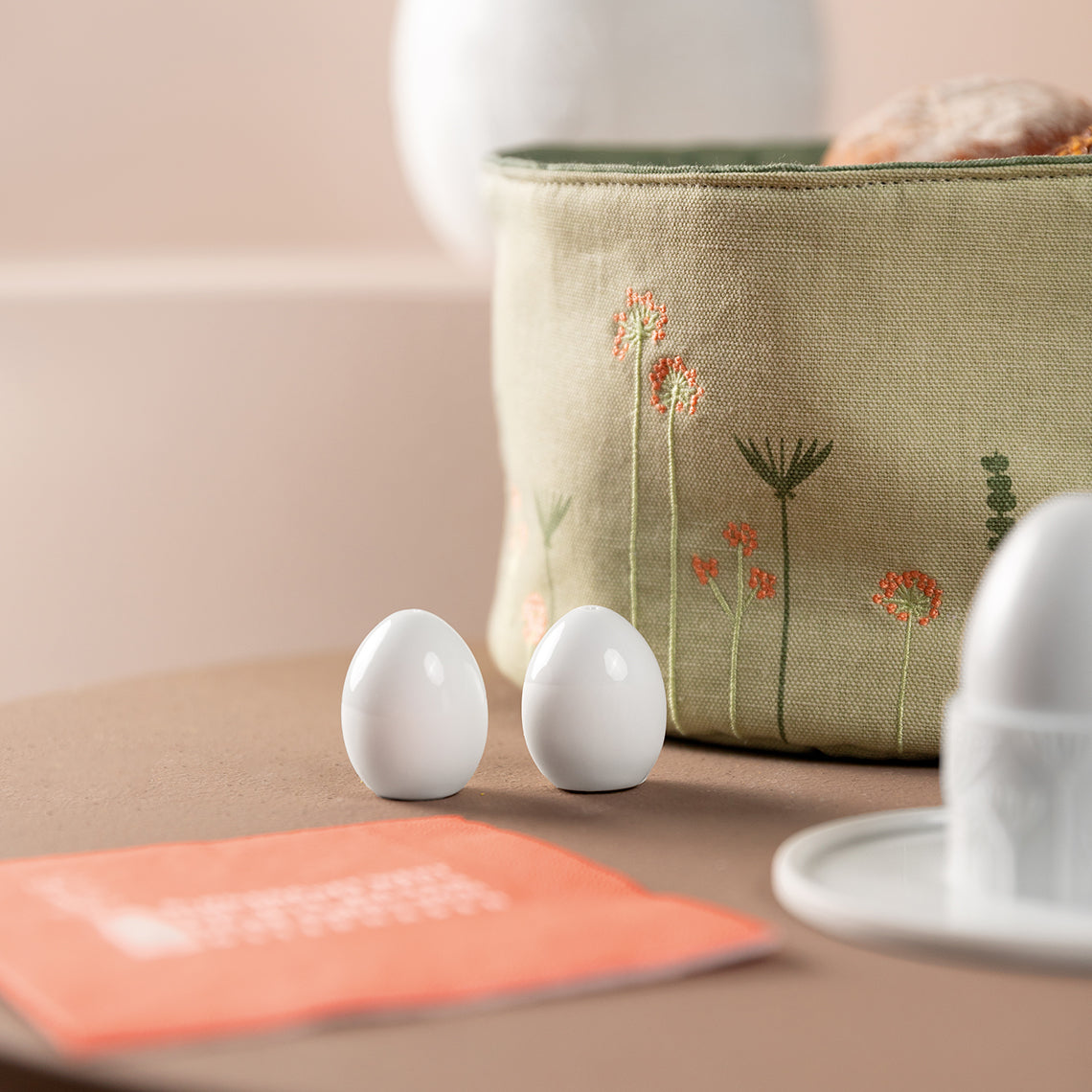 Easter bread basket