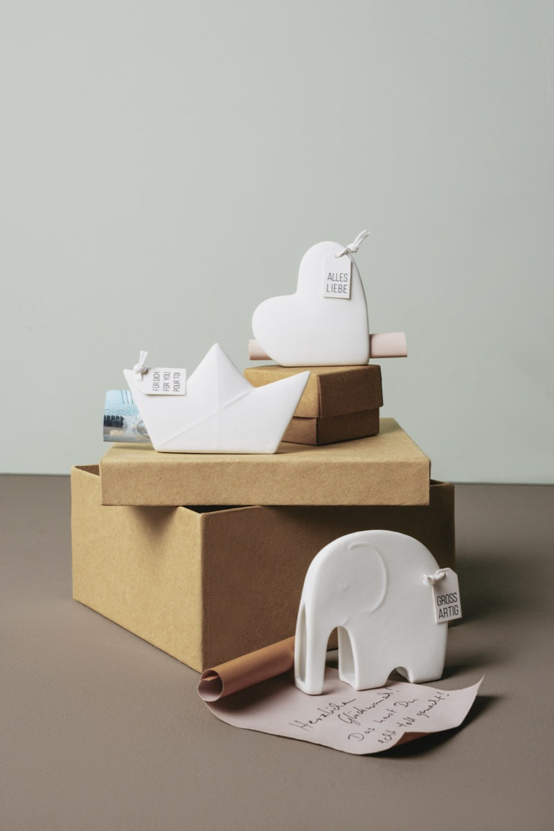Small attention boat 8x4.7x1.6cm - Discontinued 30% Discount