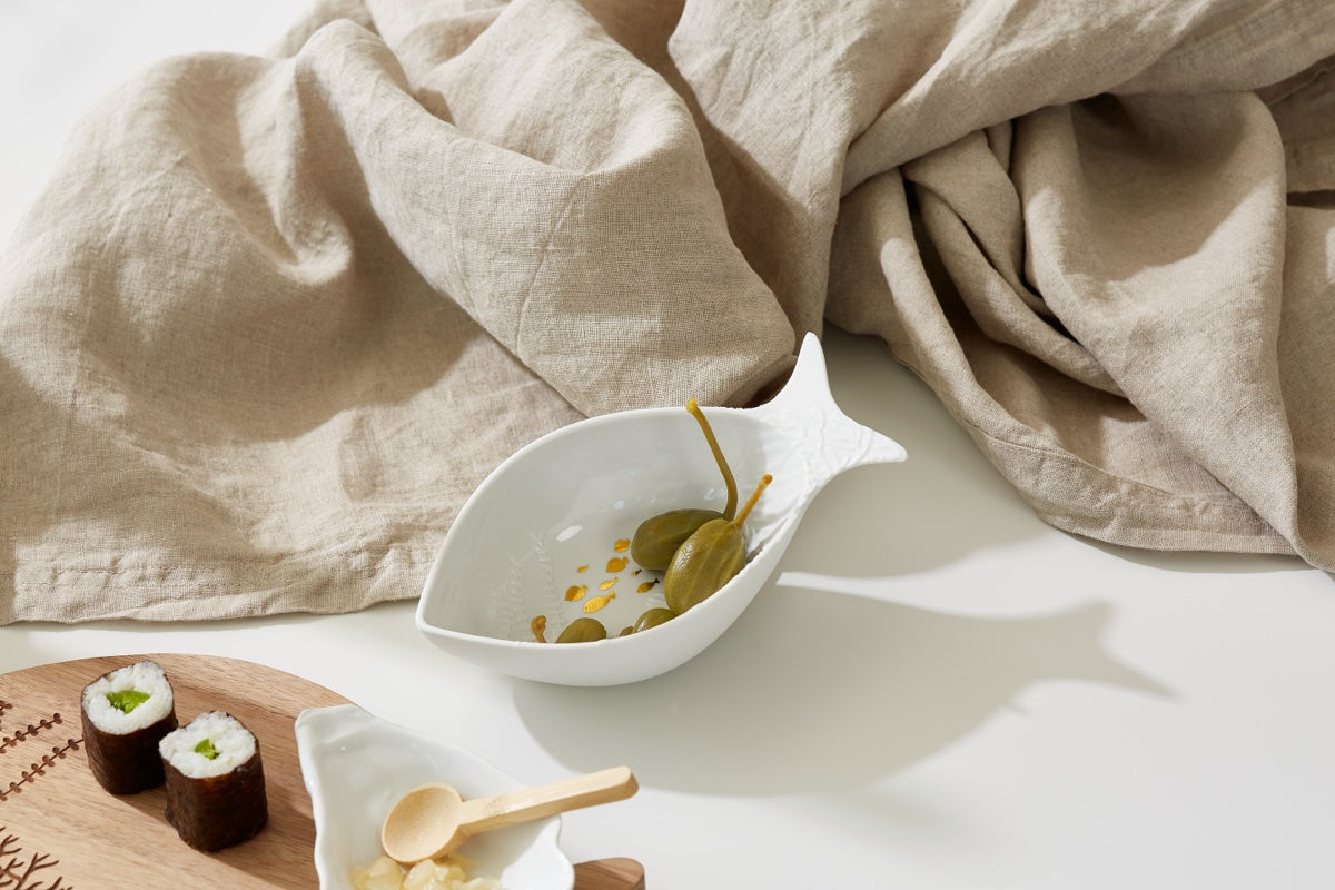 UWW oyster bowl and spoon 13.5x8x2.5cm