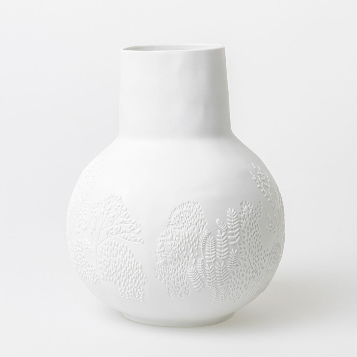 Picture story vase a walk in