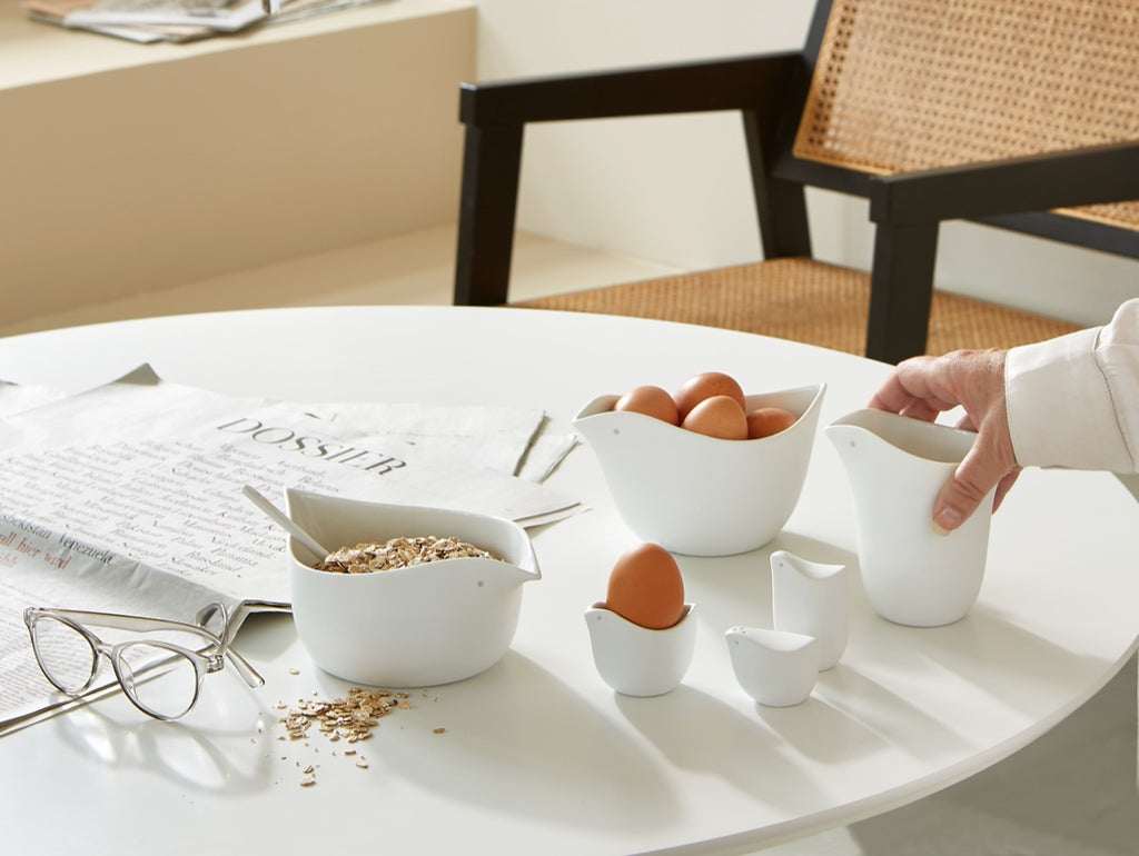 Bird egg cup