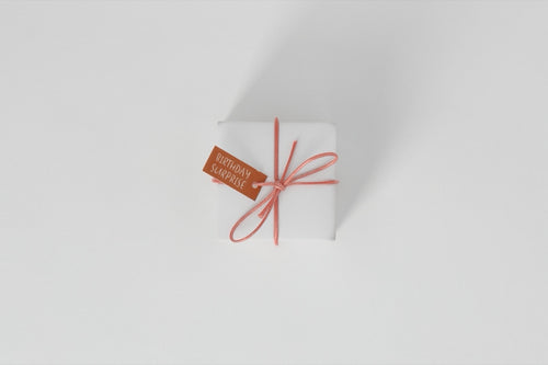 Birthday LED light surprise 5x5x5cm 2xLR44 — Räder