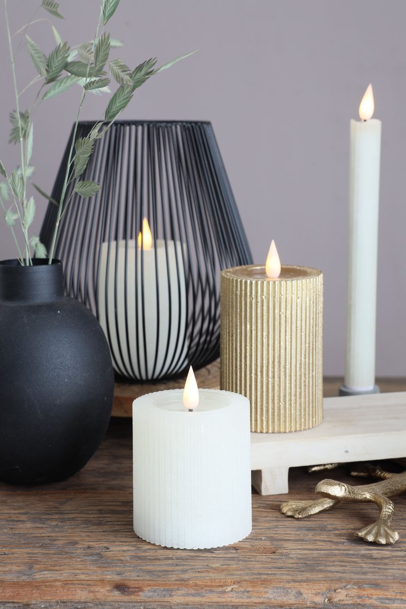 Ideas 4 Seasons LED Rustic Pillar Candle Ø7 h. 7,5cm White w. timer — Ideas4Seasons