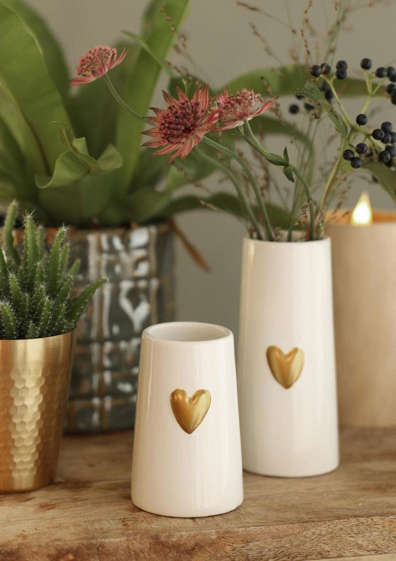 Conical vase w golden heart, white Ø6 h.13 cm