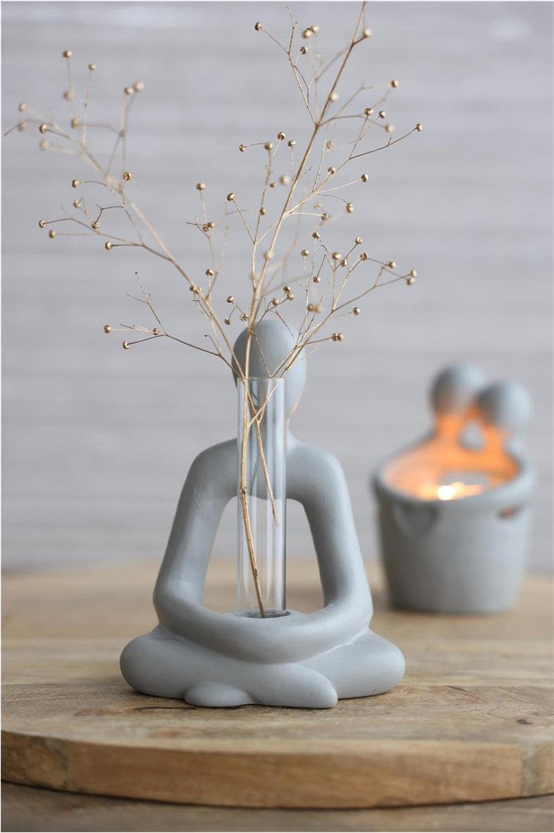 Embrace pot with tube l.11,5 w.7,3 h.15,2 cm grey
