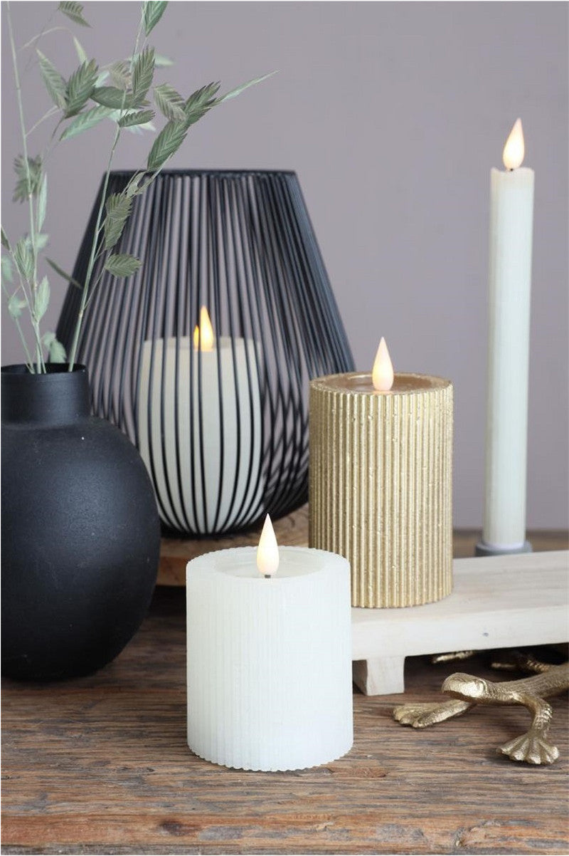 LED Rustic Pillar Candle Ø7 h. 7,5cm White w. timer