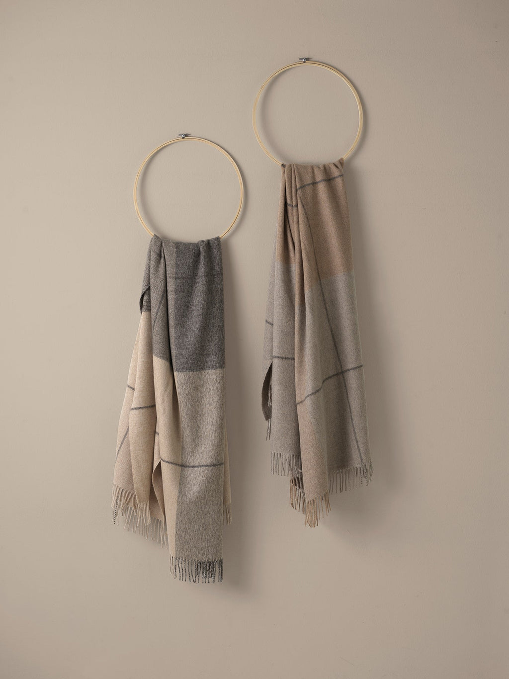 Blocks throw Camel/grey