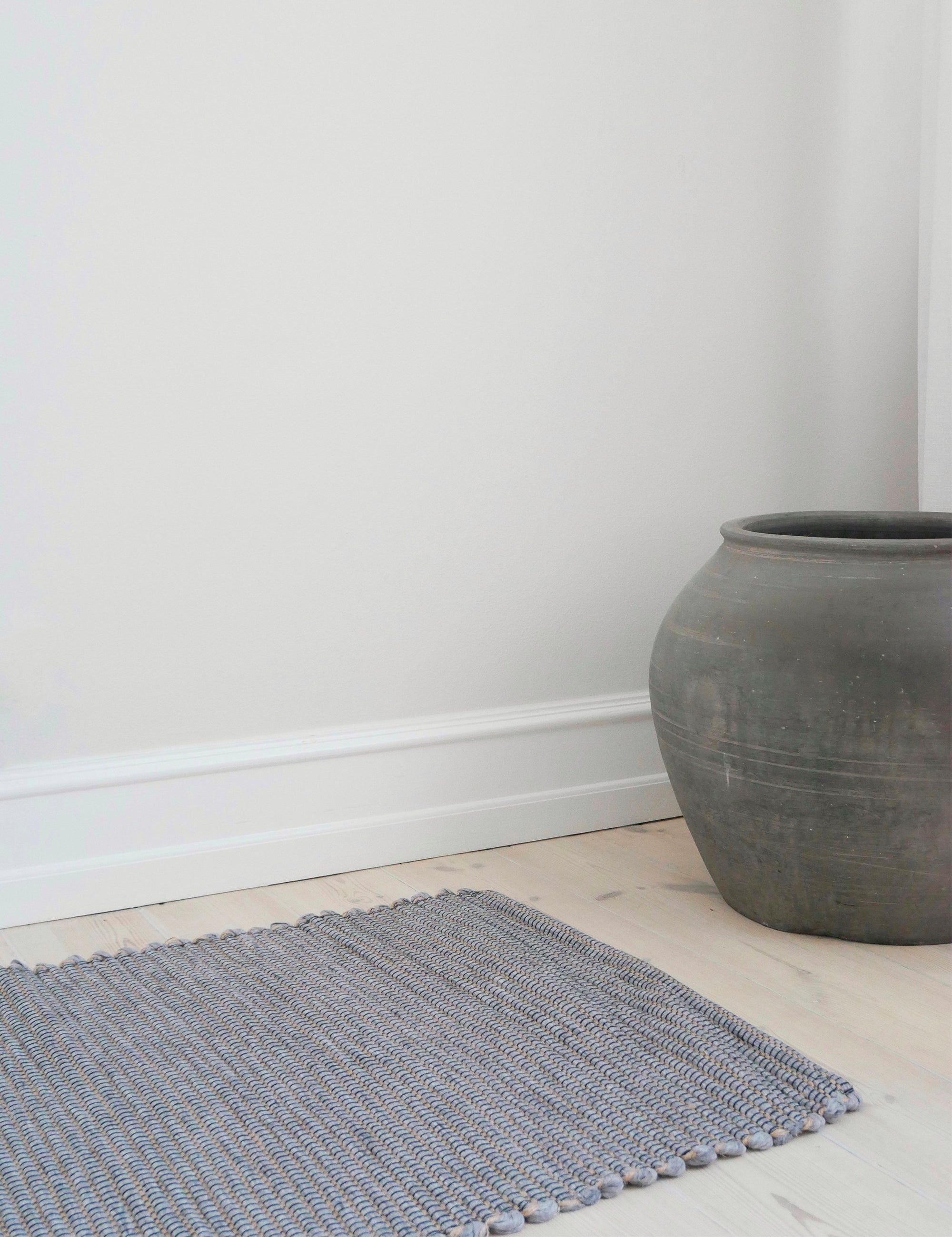 Hazelnut rug 60x180cm Light grey