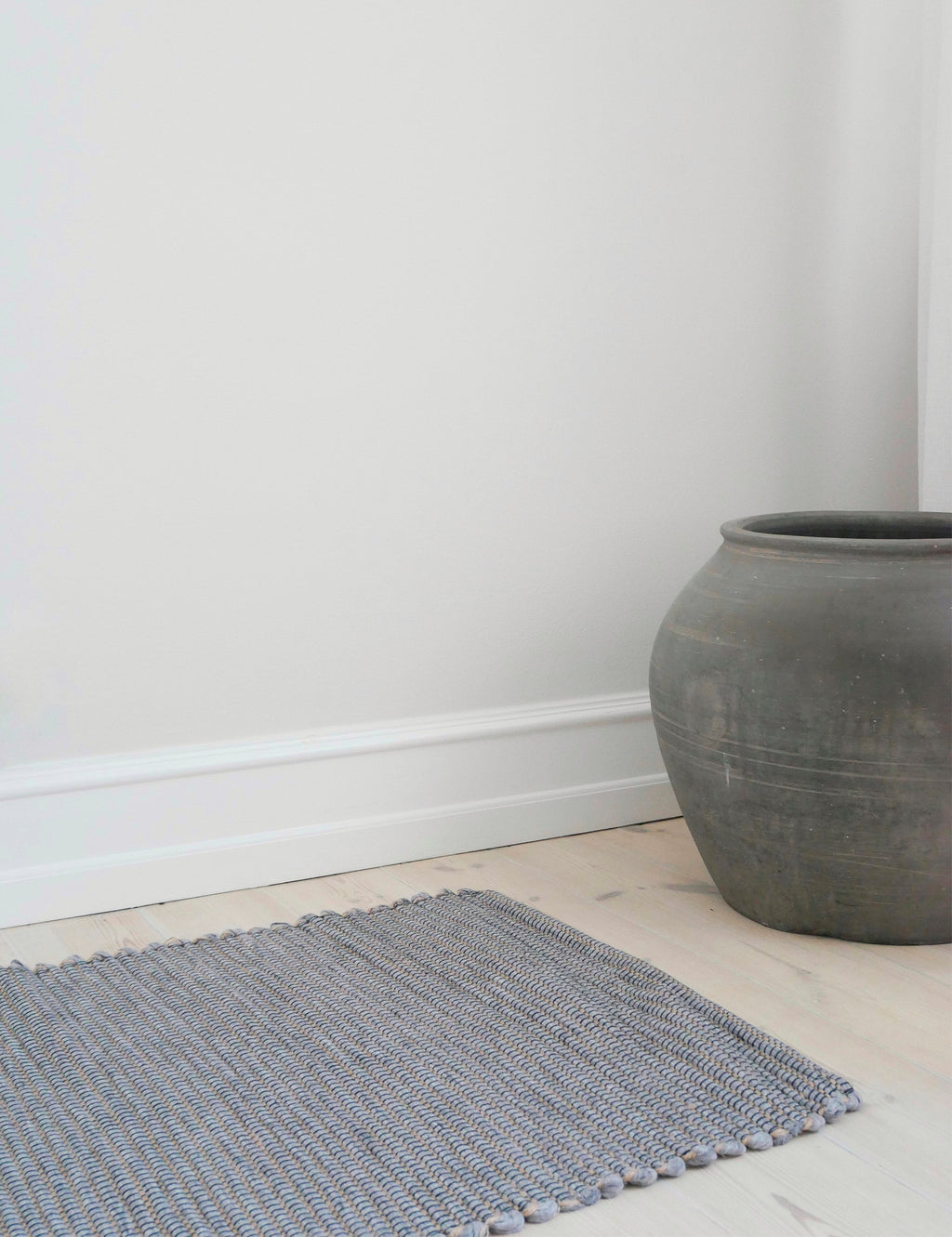 Hazelnut rug 60x180cm Light grey