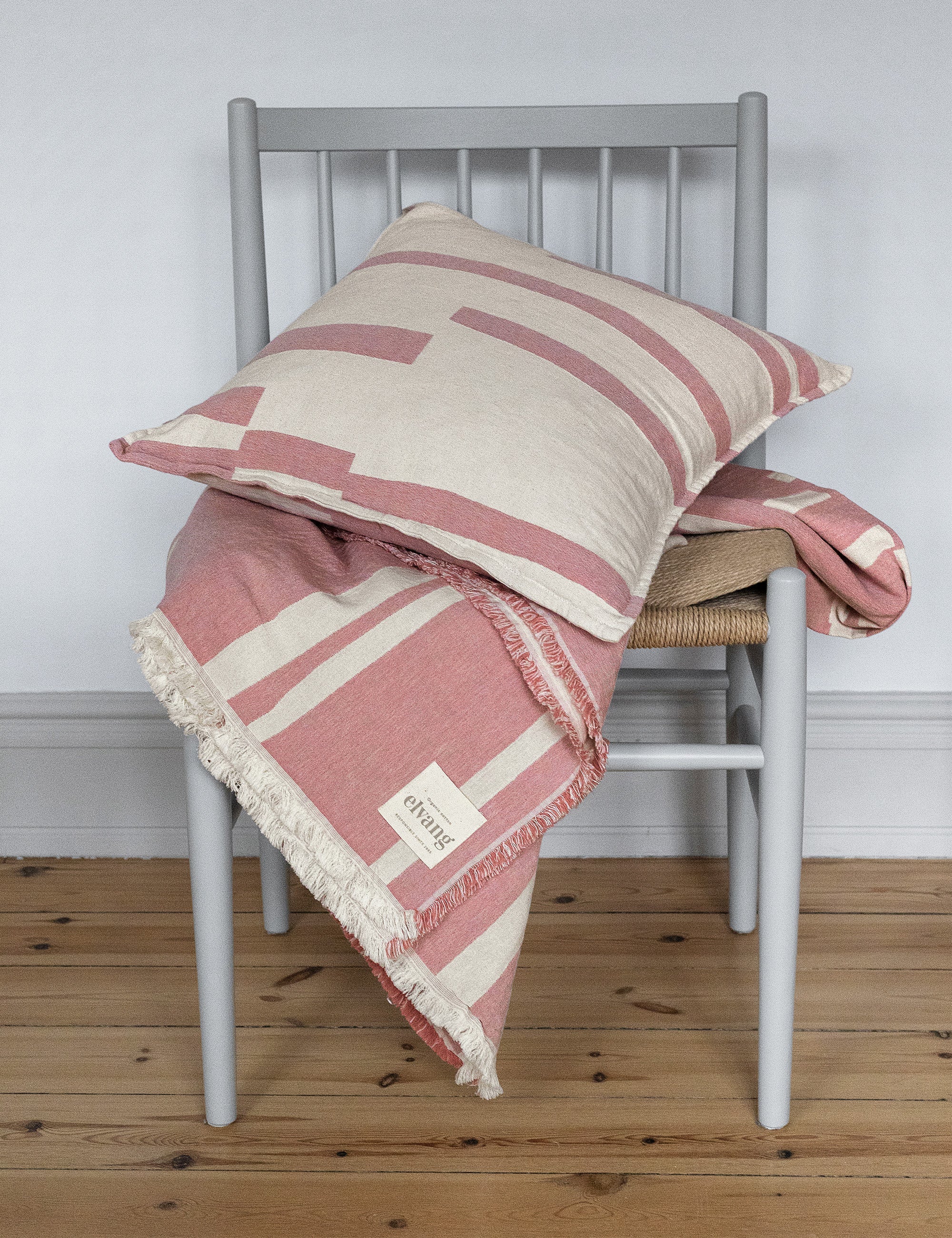 Lyme Grass cushion 50x50cm Yellow