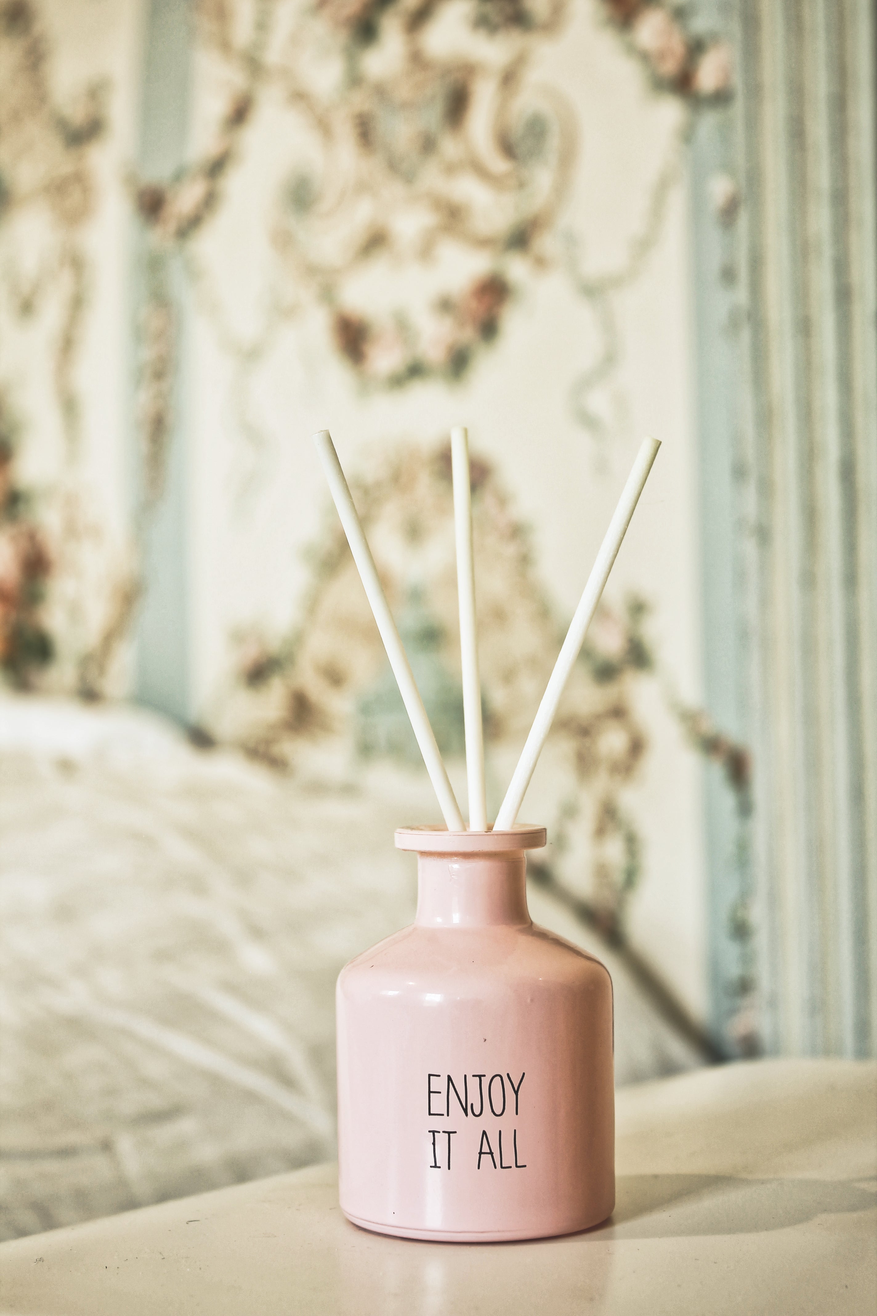 SALE My Flame Lifestyle Reed diffuser Pink Enjoy it all Urban Suede — My Flame
