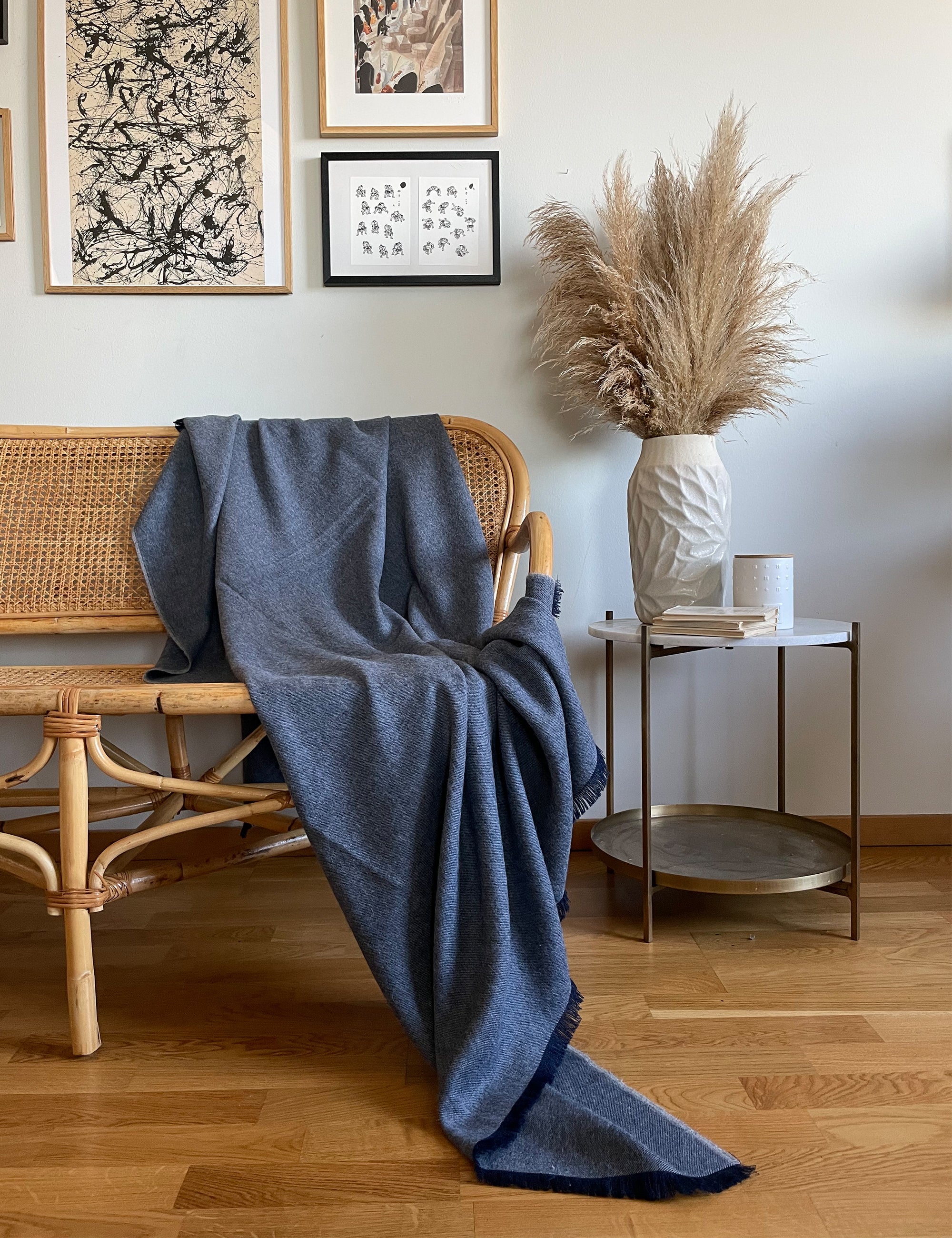 Skyfall throw Dark blue