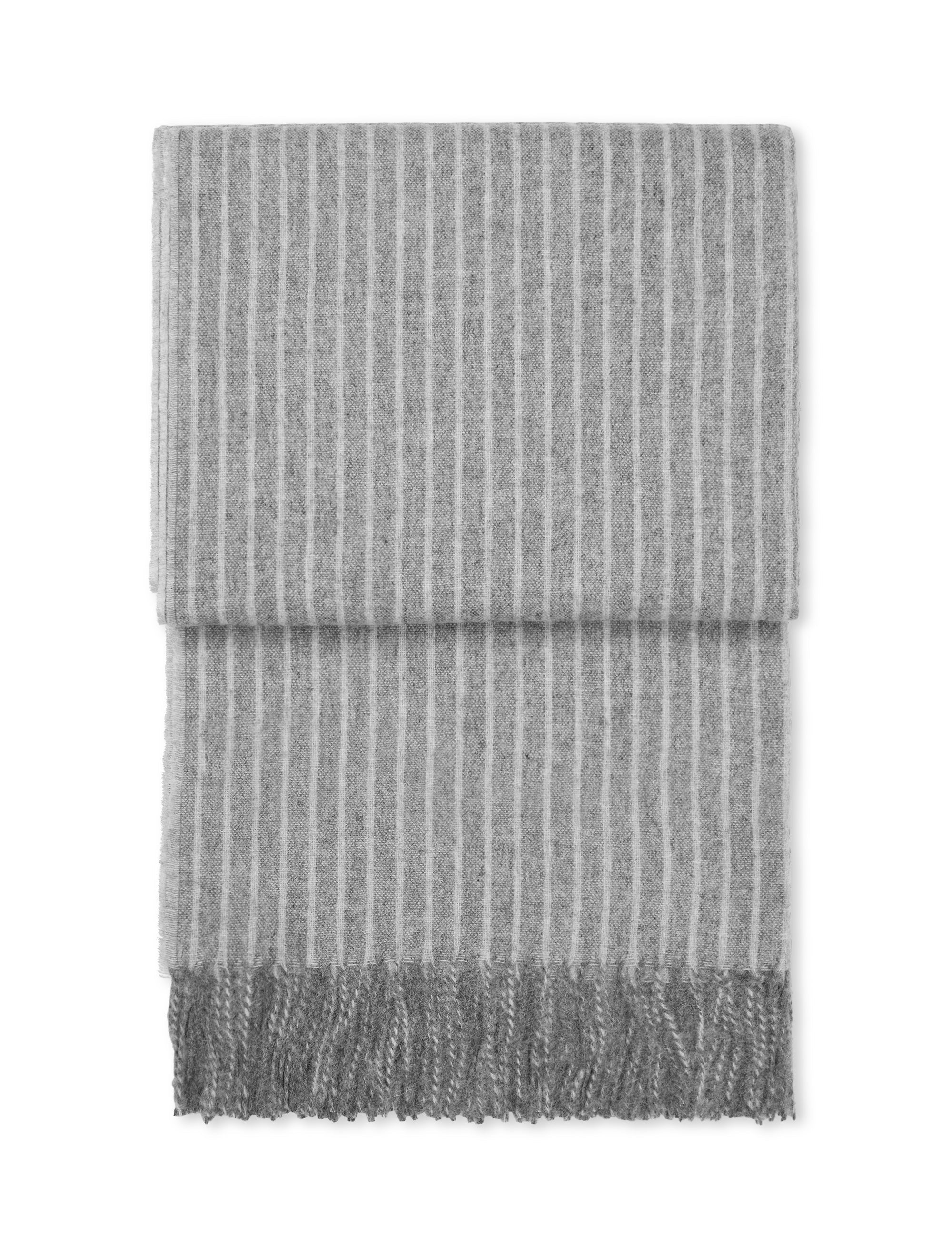 Stripes throw Green