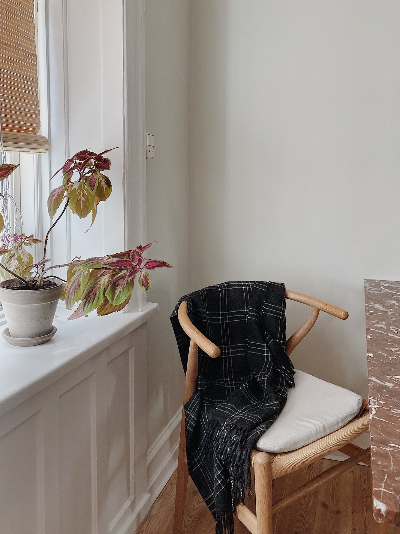 Superior throw Beige/white
