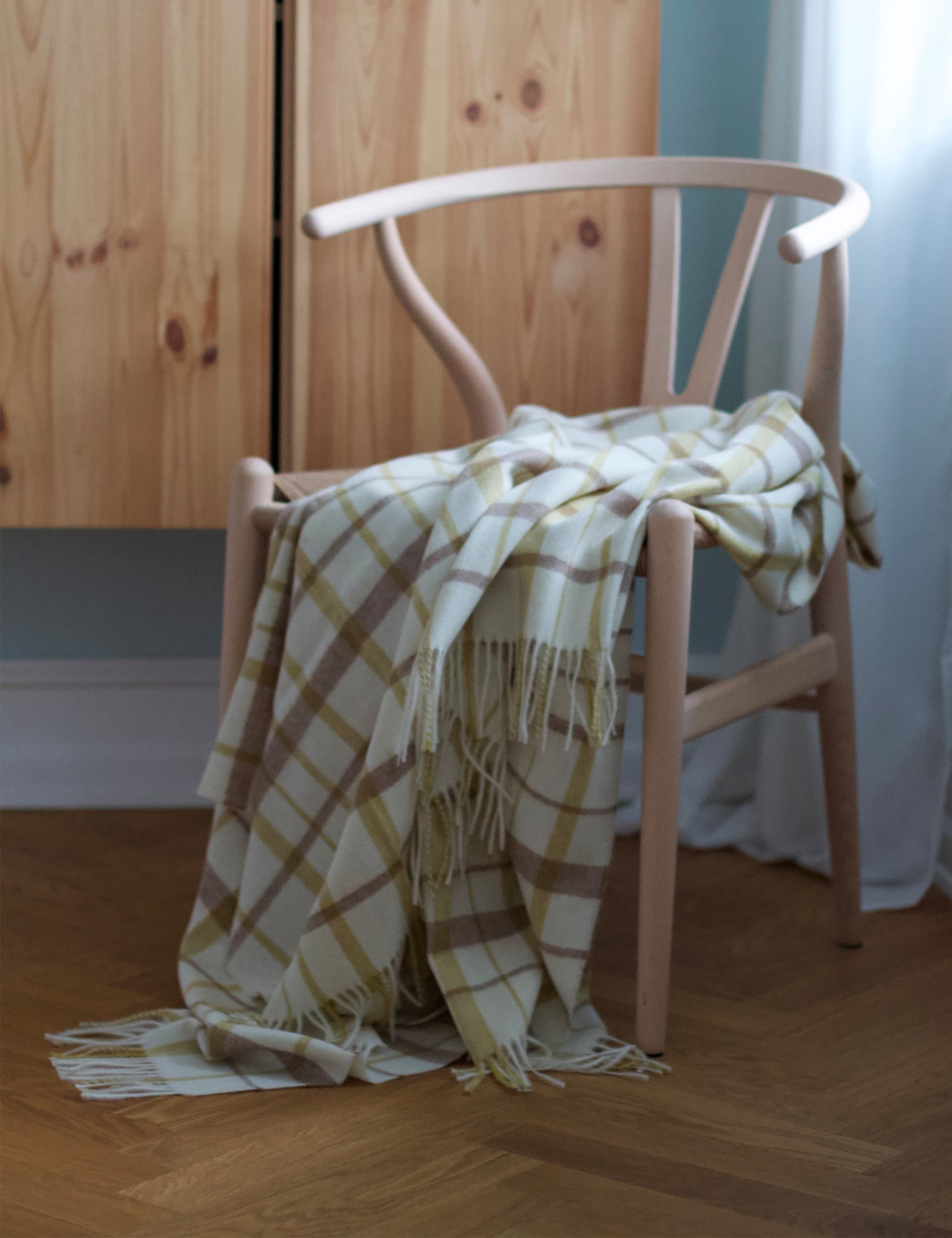 Tweed throw Light yellow