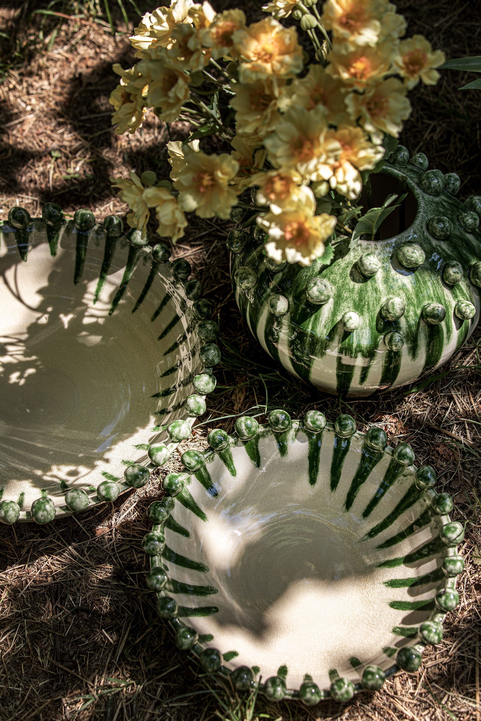 Reginaldo White Plant Saucer M