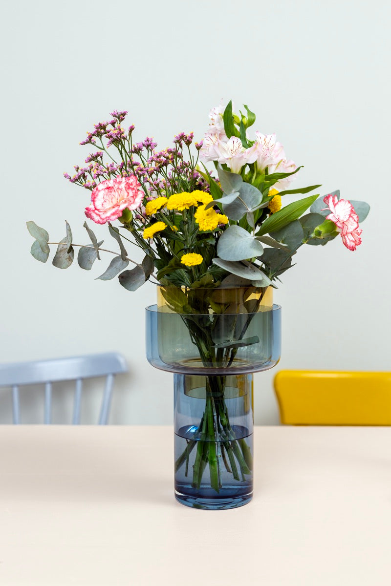 Glass vase 'Aura' amber