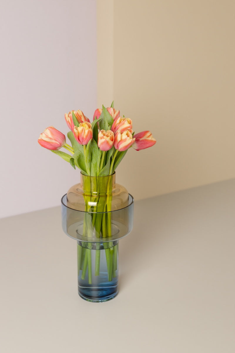 Glass vase 'Aura' amber