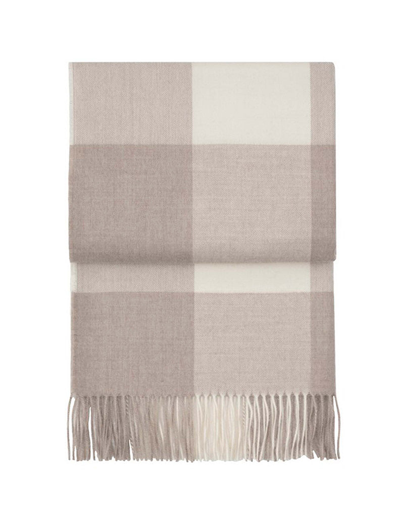 Whisper throw Delph/atlantic