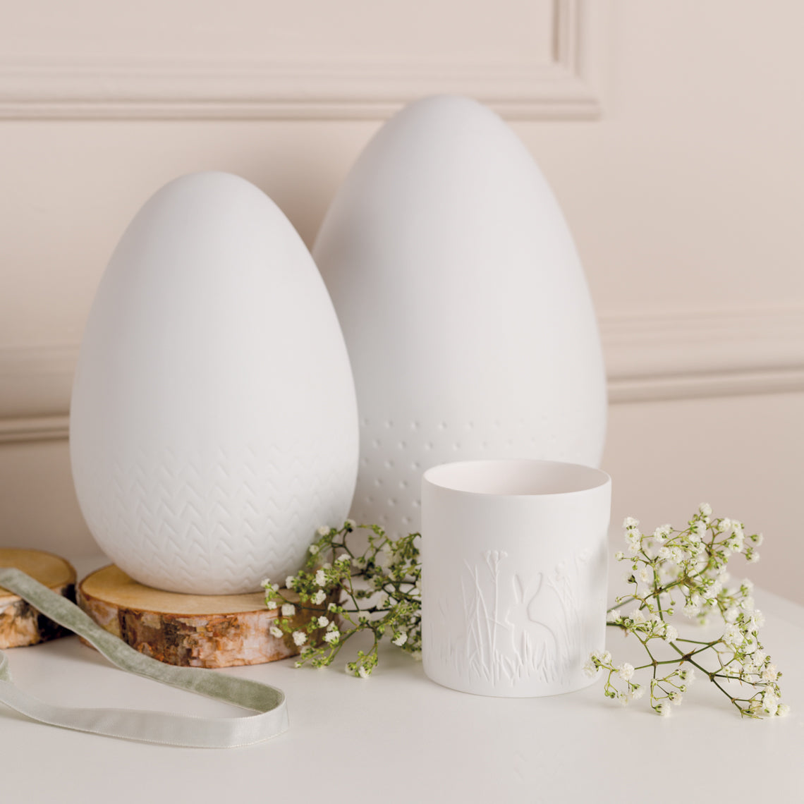 Porcelain light. Bunny meadow