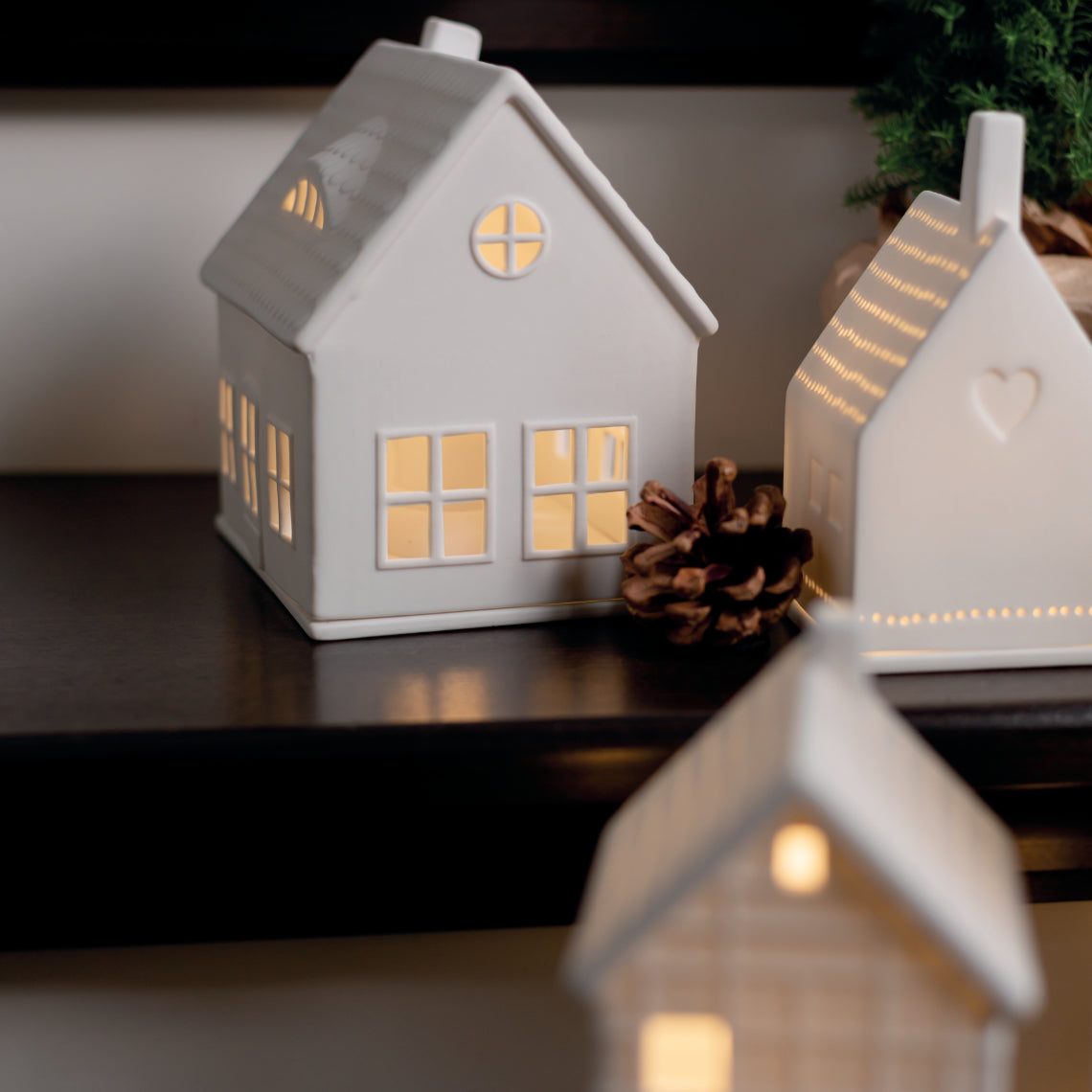 Rader Light house dormer house 12.5x10x14.5cm