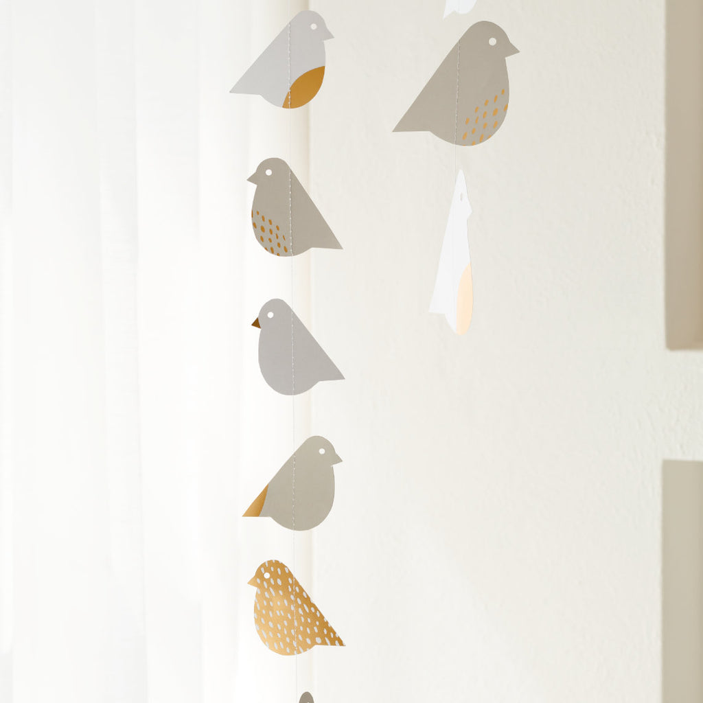 Birdie paper chain long