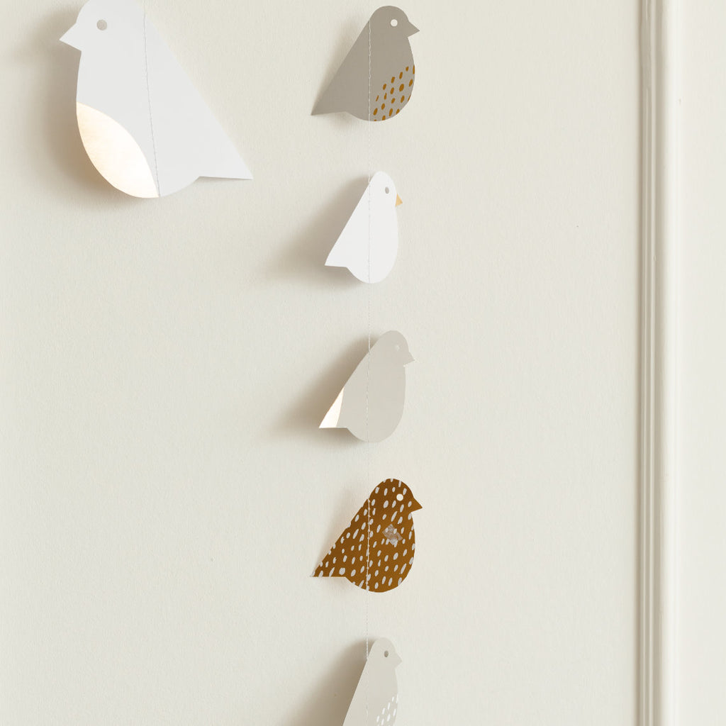 Birdie paper chain long