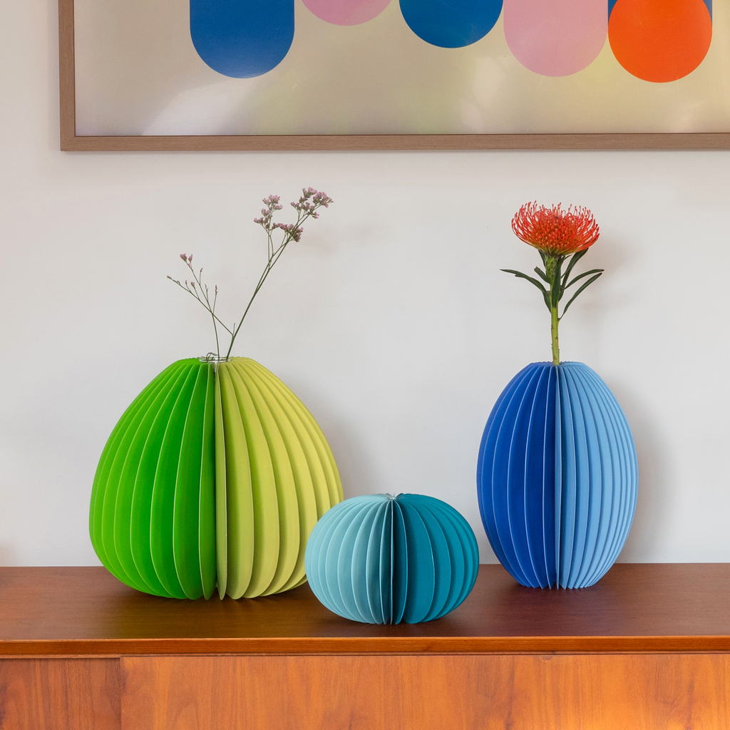 Paper vase 'Yuki' blue