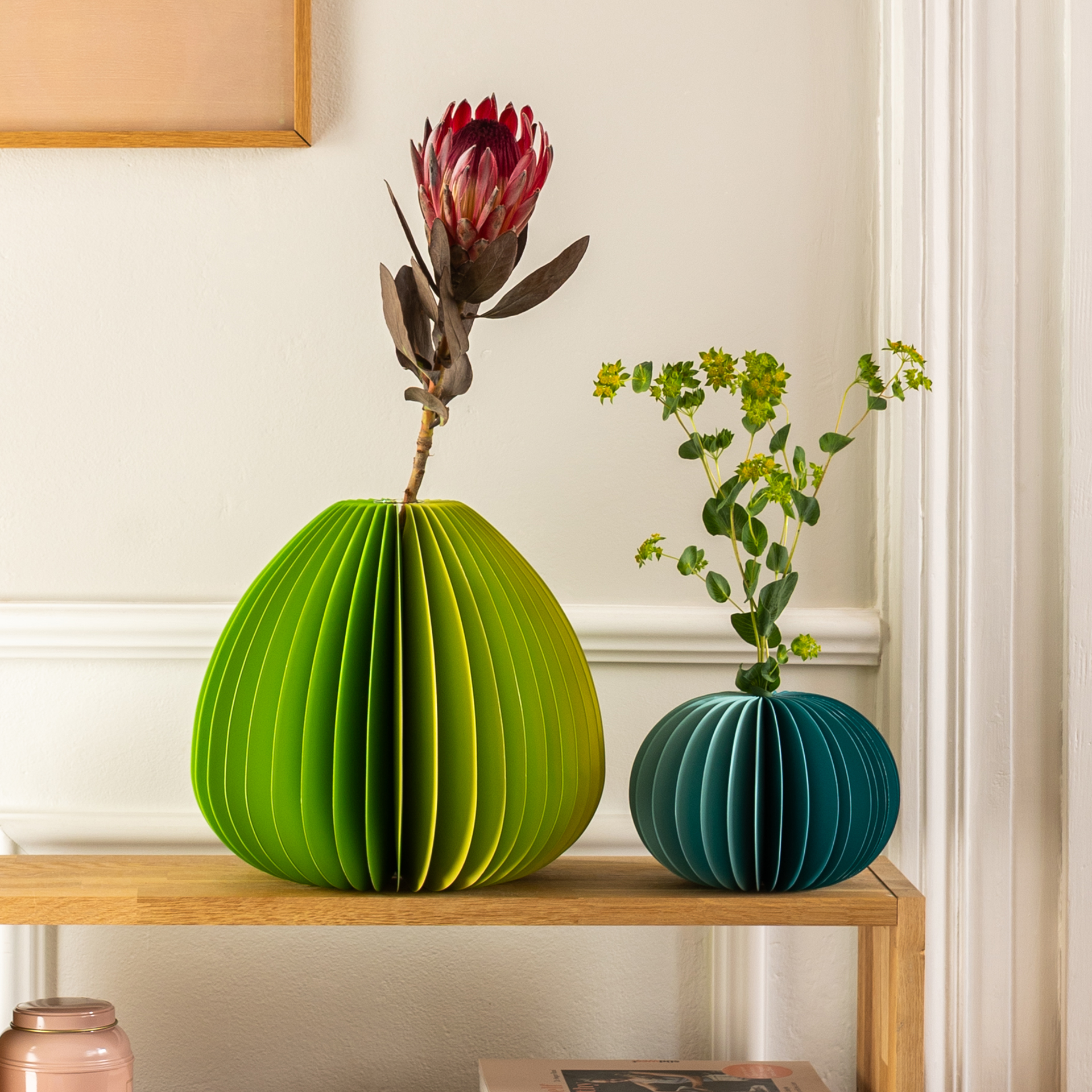 Paper vase 'Yuki' petrol