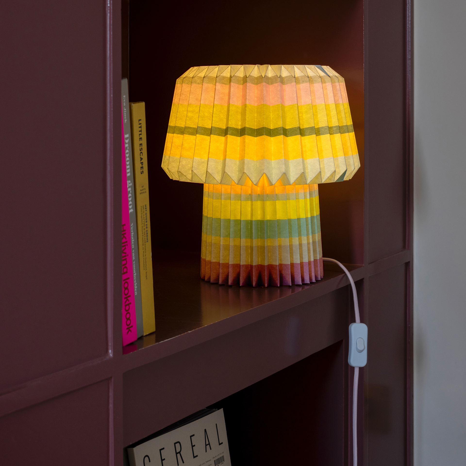 Paper lamp Anna 'stripes'
