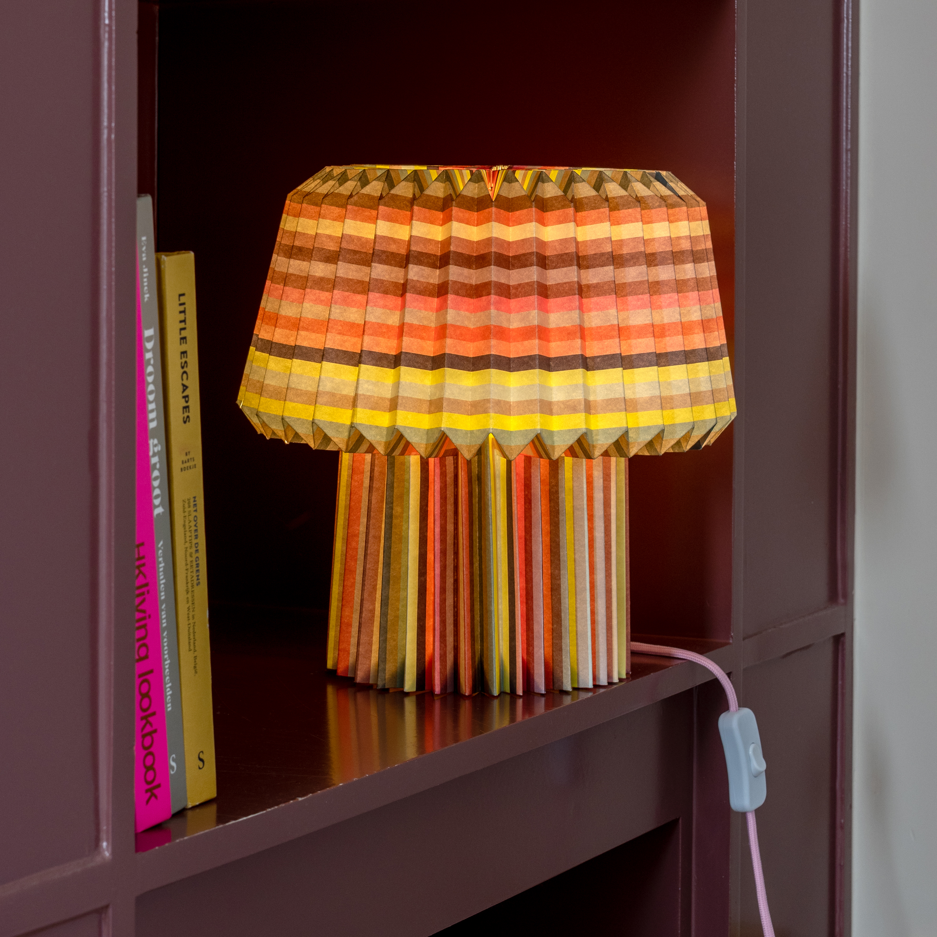 Paper lamp Anna 'loops'