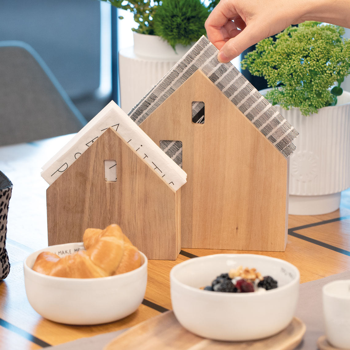 Napkin house large acacia 22x21.5x4cm