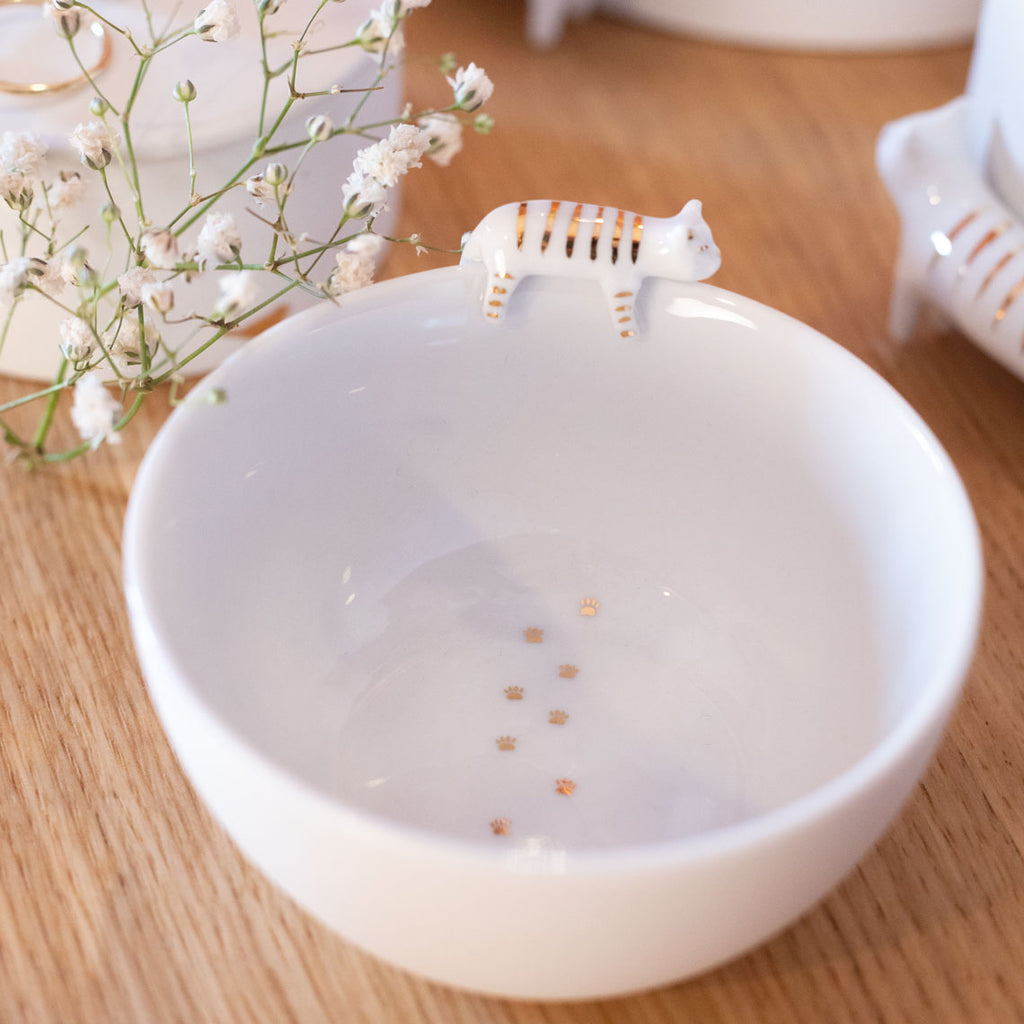 Porcelain tales bowl cat D.9cm H.5.5cm