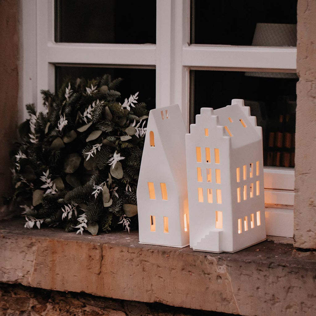Rader Large light house gable roof 11.5x15.5x31.5cm