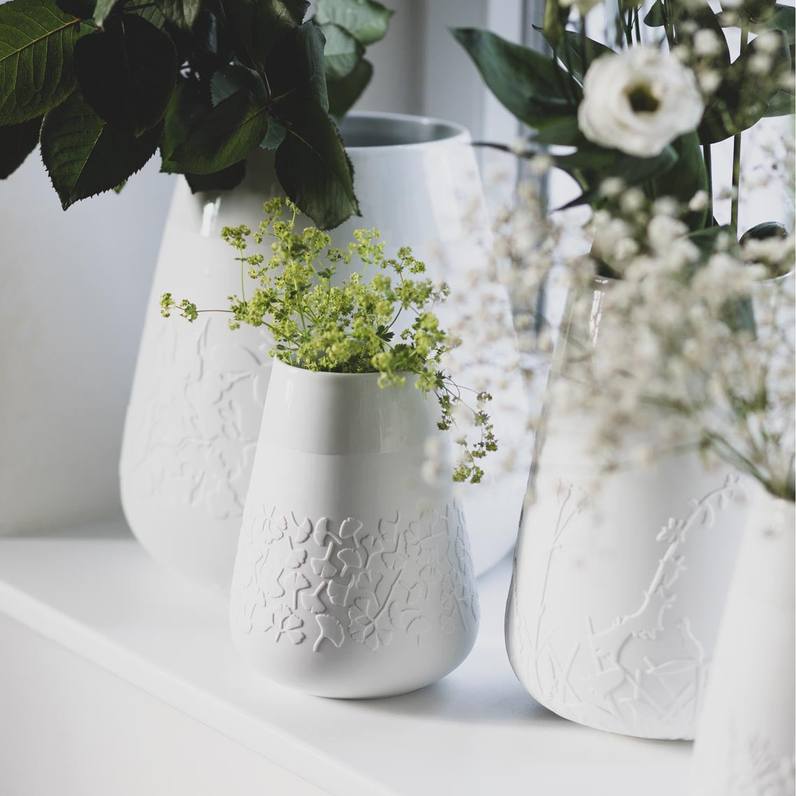 Porcelain vase floral grasses Diameter11.5-17.5cm Height.23.5cm