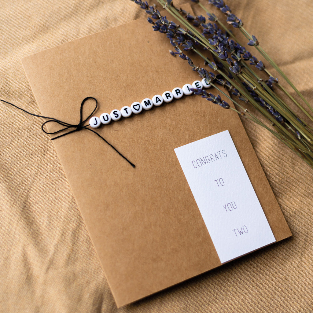 Letter pearl card Just married