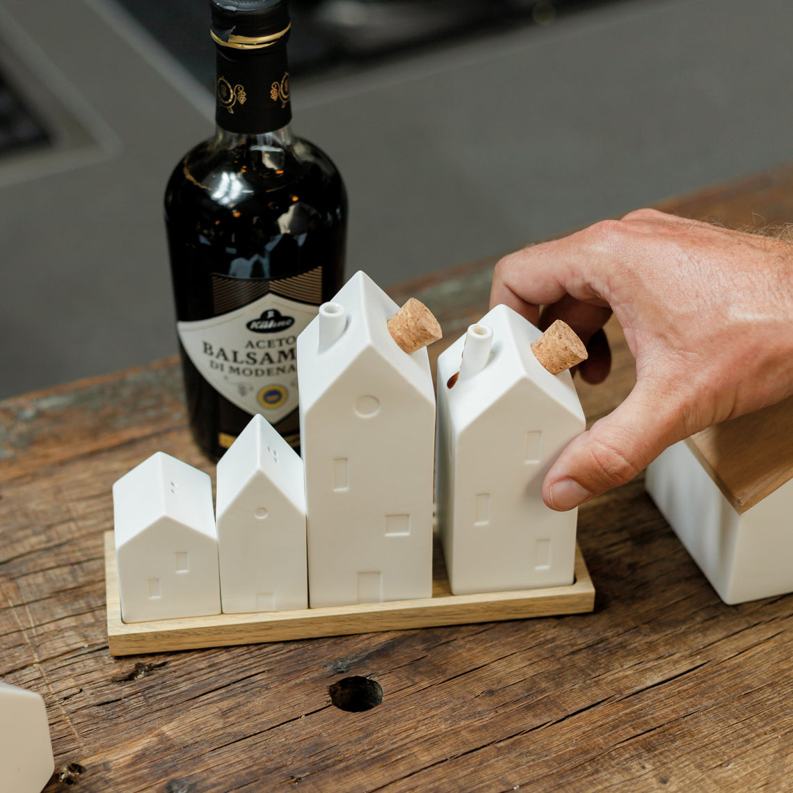 Cruet houses 20x6.5x14.5cm