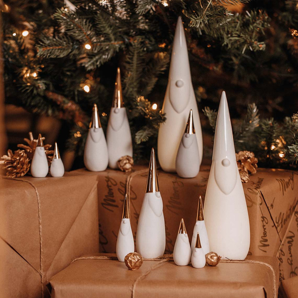 Porcelain stories Santa large gold 4x4x15cm